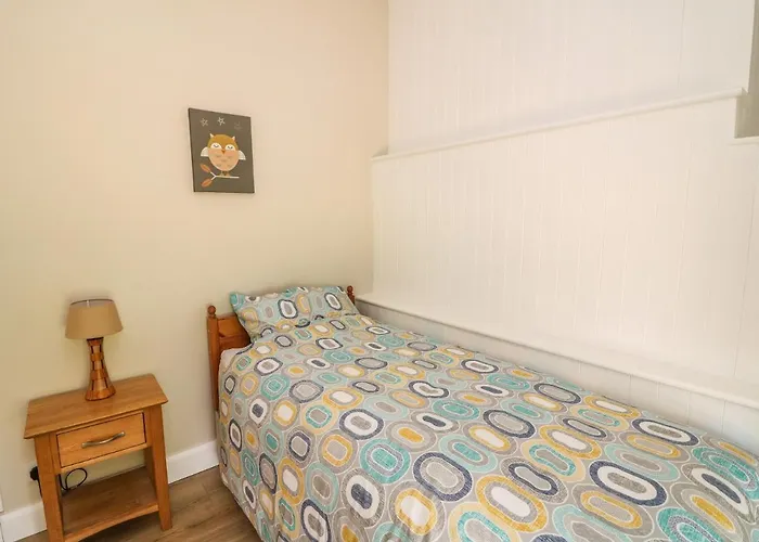 Yew Tree House * Marley Bridge